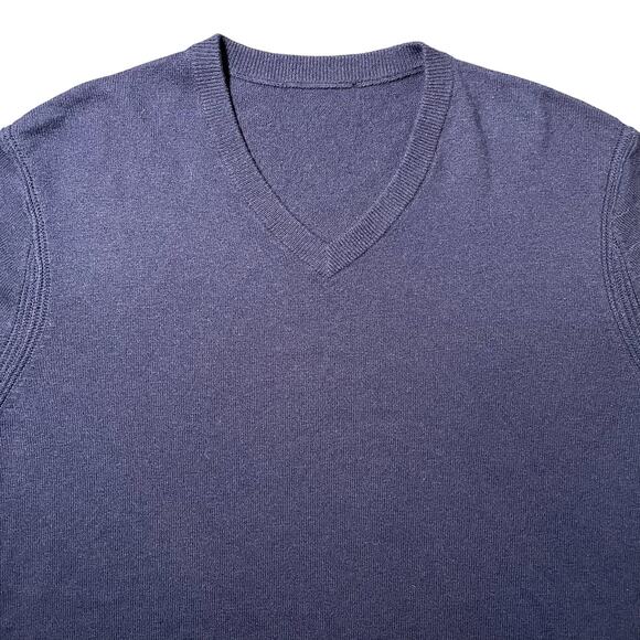 Theory Riland Long Sleeve V-Neck Sweater Merino Wool Blend Navy Blue Size Small - Picture 2 of 9